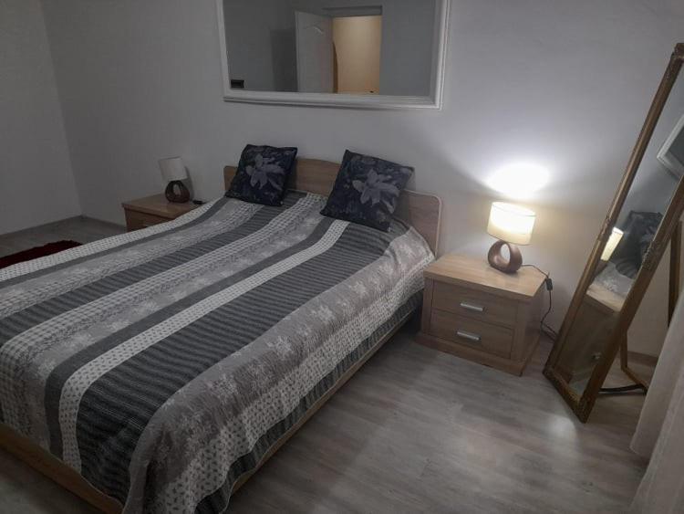Ferienwohnung New 33 Bacău Exterior foto